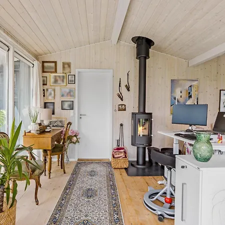 3 Bedroom Stunning In * Svendborg